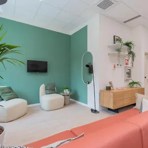  Apartamento Well-located Campus Near Park Italia