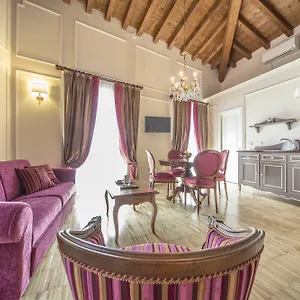 Lady Capulet Apartament