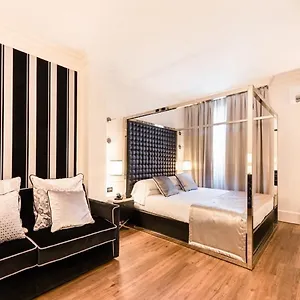Apart-hotel House, Verona